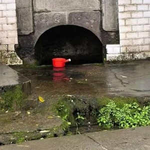 世界杯app下载-探访张雪老家：二十年前骑“八手摩托”在羊肠小道练车的倔强小伙，造出了征服世界的车|张瑞|摩托车|游泳|世界超级摩托车锦标赛|田家湾_新浪新闻