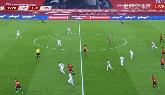 1617220320605090944.gif